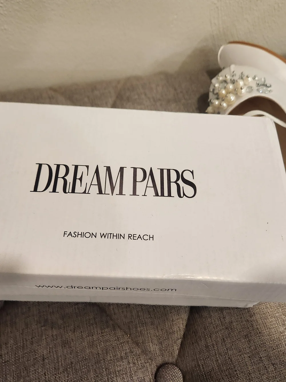 Dream Pairs White Pearl & Rhinestone Ballet Flats for Girls